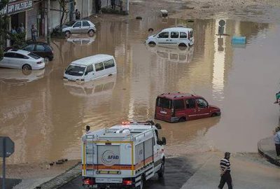 Sağanak ve sel 4 şehri vurdu