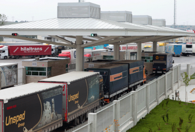 Gümrük kapılarında bekleme süresi kısalacak