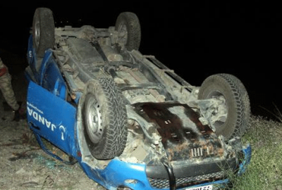 Askeri araç takla attı: 3 asker yaralı