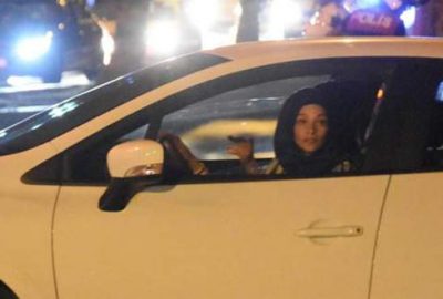 Üniversiteli kızlara, ‘aranan otomobil’ şoku!