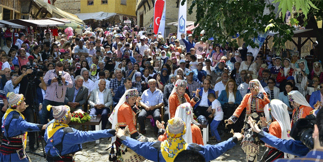 Cumalıkızık’ta festival zamanı
