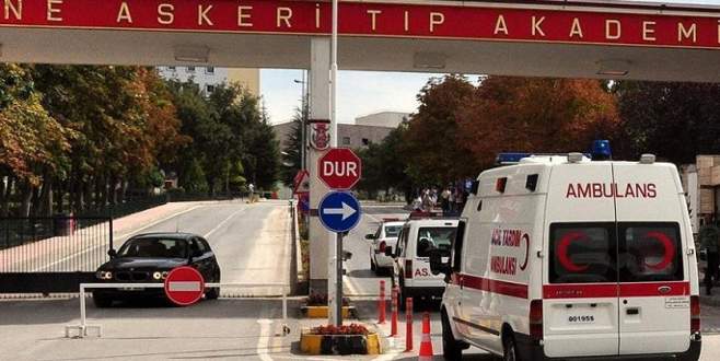 Hakkari’de yaralanan polis şehit oldu