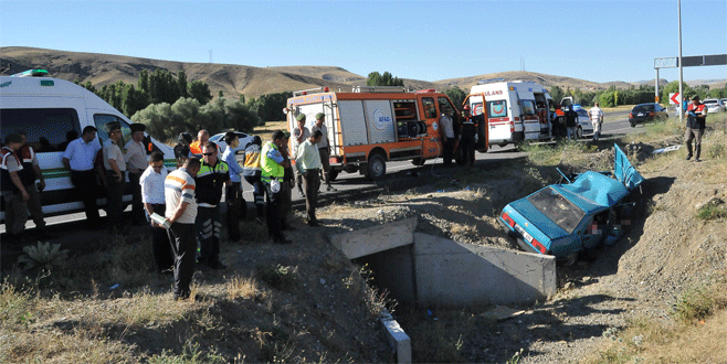 Katliam gibi kaza: 5 ölü