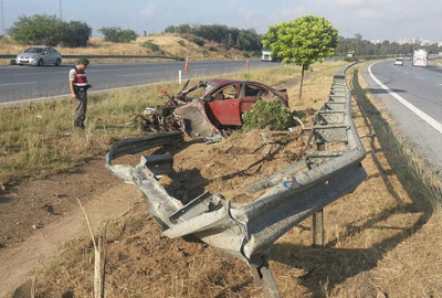 Feci trafik kazası: 2 ölü, 4 yaralı
