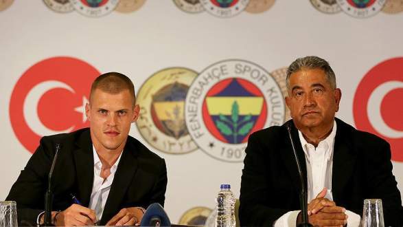 Martin Skrtel resmen Fenerbahçe’de