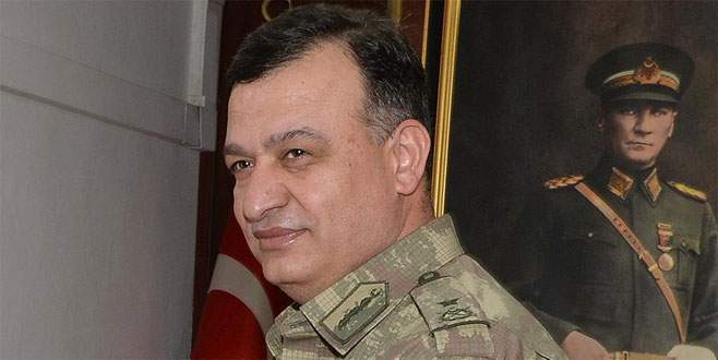 Darbeci komutanların gözaltısı sürüyor