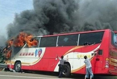 Tayvan’da tur otobüsü alev aldı: 26 ölü