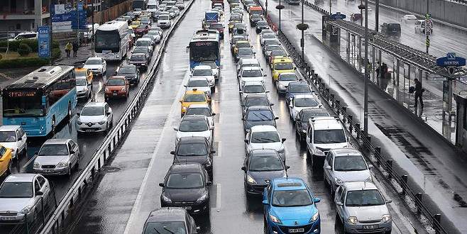 ‘Sigorta prim iadesi 1 milyon sürücüyü etkileyecek’