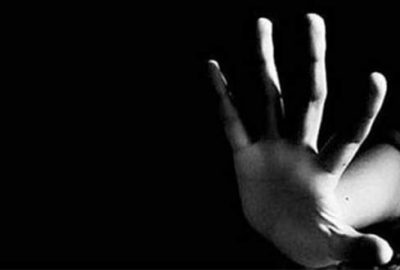 İşe aldığı 17 yaşındaki kızı taciz ettiği iddiası