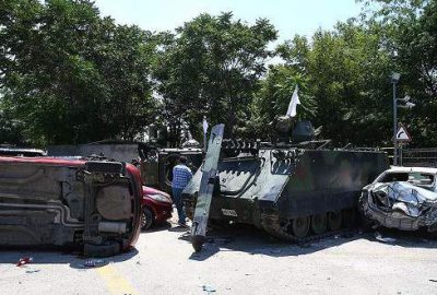 Ankara Emniyeti’ndeki darbecilere ait zırhlı araçlar çekildi