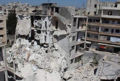 Rus uçakları İdlib’de yerleşim yerini bombaladı: 15 ölü