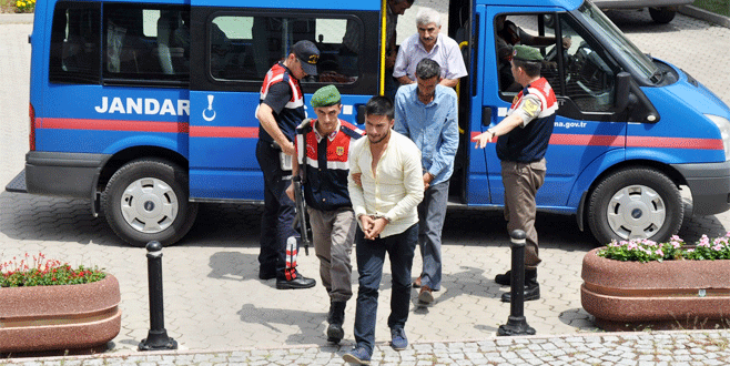 Bursa’da FETÖ operasyonu: 5 gözaltı