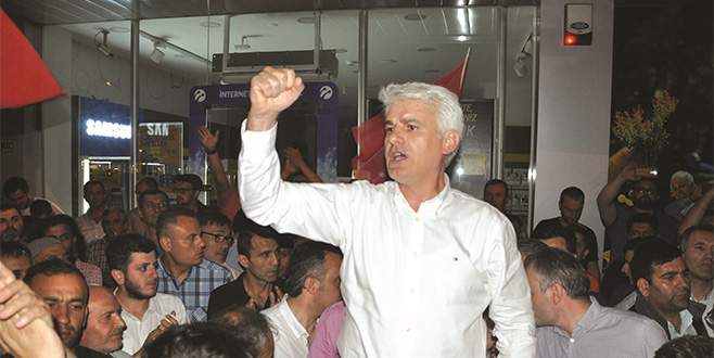 ‘Bunlar, ordumuzun içine sinmiş hainlerdir’