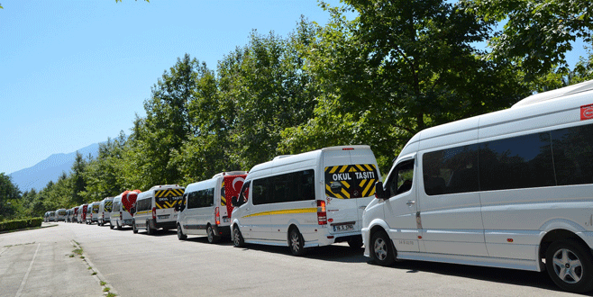 Bursa’da servisçilerden 100 araçlık konvoy