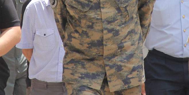 Darbeci askerlerin cebinden FETÖ liderinin okuduğu dolarlar çıktı