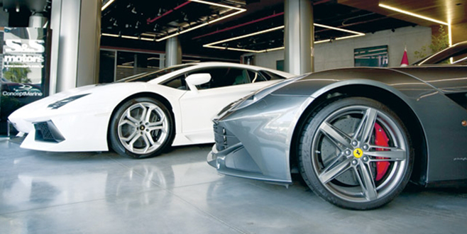 Lüks araç satışı tam gaz