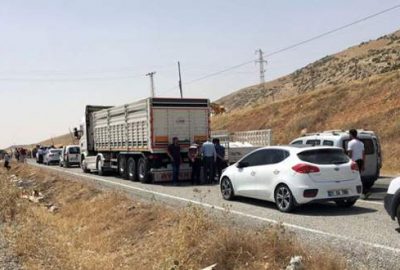 ‘Dur’ ihtarına uymayan araç ateş açılarak durduruldu