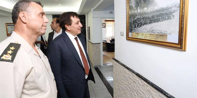 Bursa Valisi’nden garnizon komutanına ziyaret