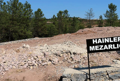 Darbeciler ‘Hainler Mezarlığı’na gömülüyor