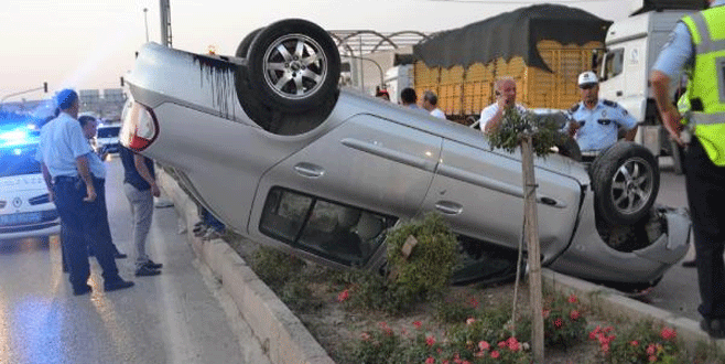 Bursa’da trafik kazası: Önüne çıkan araca çarpmamak için…
