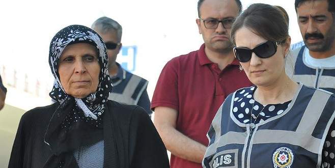 Kayseri’deki FETÖ soruşturmasında aranan Aliye Boydak adliyede