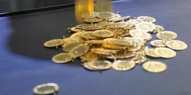 Altının gram fiyatı 130 lira seviyesinde dengelendi