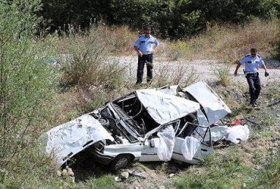 Düğün yolunda trafik kazası: 4 ölü