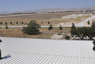 Keskin nişancılar jet üssünde ‘kuş uçurtmuyor’