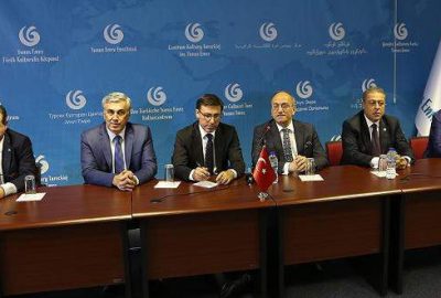 TBMM Dışişleri Komisyonu heyeti Londra’da Türklerle buluştu