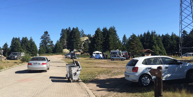 Bursa’da sıcaktan bunalanlar Uludağ’a akın etti