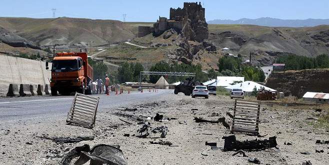Van’da yaralanan polis memuru şehit oldu