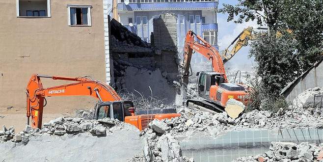 Yüksekova’da 2 bin kişiye iş imkanı