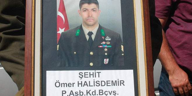 Kahraman şehit Halisdemir’in adı havaalanında yaşatılacak