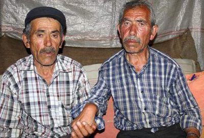 Sivas'ta, 65 yaşındaki Ali Kelek, doğuştan bedensel engelli 60 yaşındaki