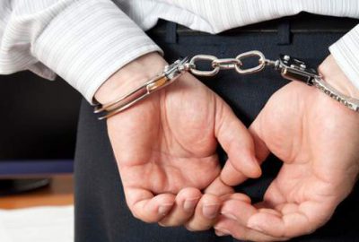 Hakime, duruşma salonunda gözaltı