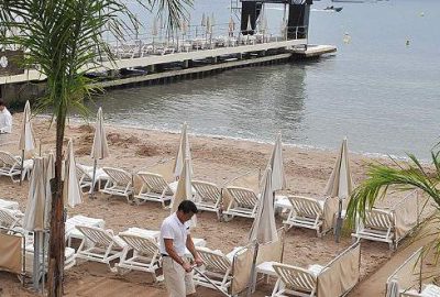 Fransa’da tesettür mayosuna yasak