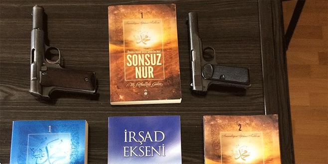 PKK’lının evinden FETÖ elebaşı Gülen’in kitapları çıktı