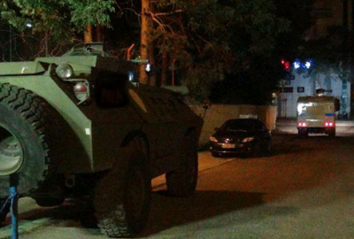 Askeri üsse taciz ateşi açıldı