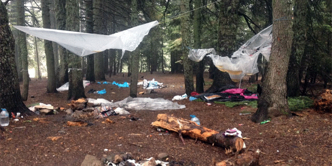 Kampçılar Uludağ’ı çöplüğe çevirmişler