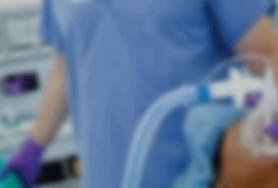 Hastayı uyutup cinsel istismarda bulundu