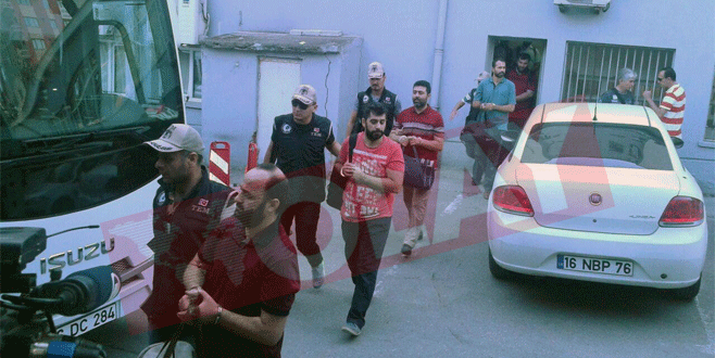 Bursa’da FETÖ soruşturmasında 20 kişi tutuklandı