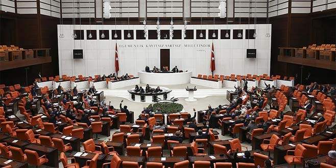 Hakkari ve Şırnak’la ilgili düzenleme tasarı metninden çıkarıldı
