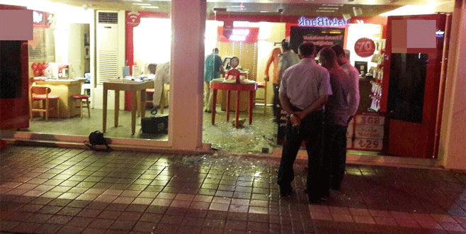 Bursa’da 40 saniyede 30 bin liralık telefon çaldılar