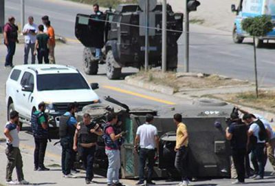 Asker ve polis aracı çarpıştı: 1 şehit