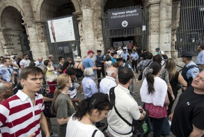 İtalya gençlere 500 Euro verecek