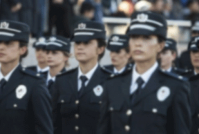 Kadın polisler başörtüsü takabilecek