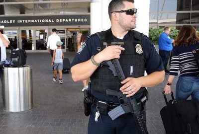 Los Angeles Havalimanı boşaltıldı!