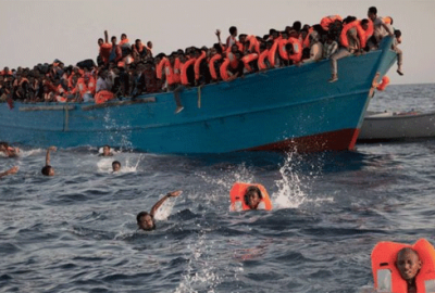 Binlerce göçmen kurtarıldı