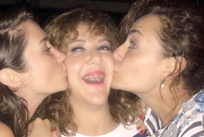 Öpmeye doyamadılar