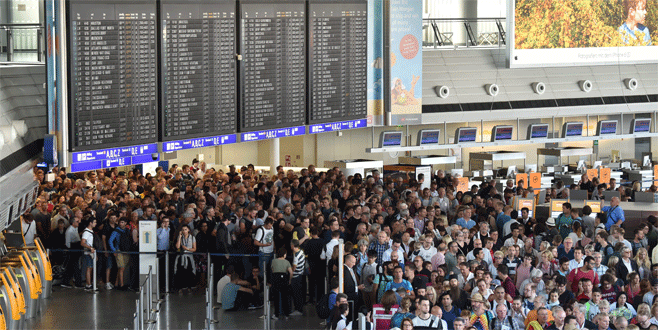 Frankfurt Havalimanı’nda arama bitmeden güvenlik kontrolünden geçen kişi yakalandı